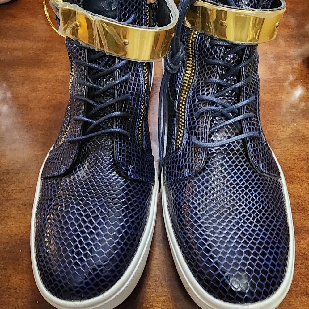 New)Men's J75 By Jump Zeus Leather Stylish Blue and Gold High-Top Sneakers Sz.8